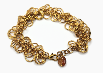 Sassy Swirl Gold Bracelet
